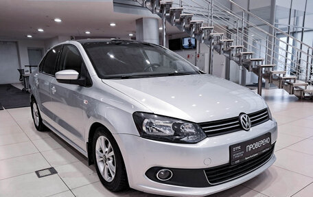 Volkswagen Polo VI (EU Market), 2011 год, 690 000 рублей, 3 фотография