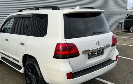 Toyota Land Cruiser 200, 2014 год, 4 200 000 рублей, 8 фотография