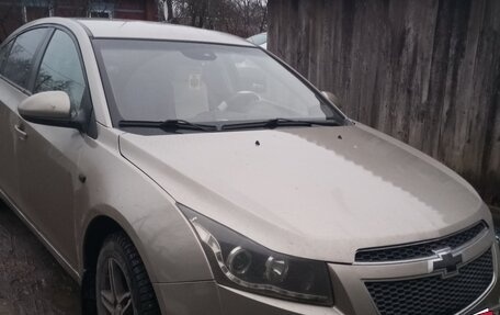 Chevrolet Cruze II, 2011 год, 620 000 рублей, 3 фотография