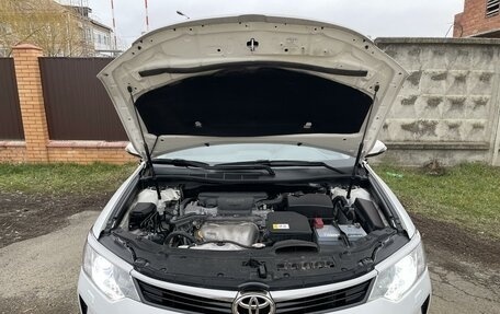 Toyota Camry, 2017 год, 2 370 000 рублей, 2 фотография