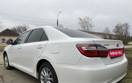 Toyota Camry, 2017 год, 2 370 000 рублей, 8 фотография