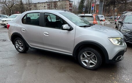 Renault Logan II, 2019 год, 1 050 000 рублей, 3 фотография