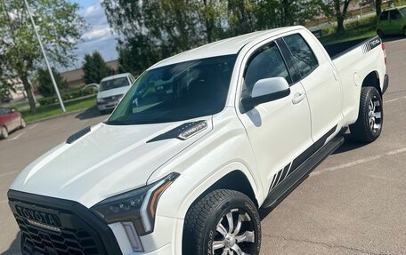 Toyota Tundra II, 2018 год, 7 300 000 рублей, 3 фотография