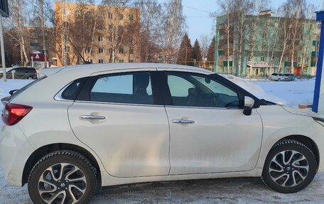 Suzuki Baleno, 2023 год, 2 200 000 рублей, 2 фотография