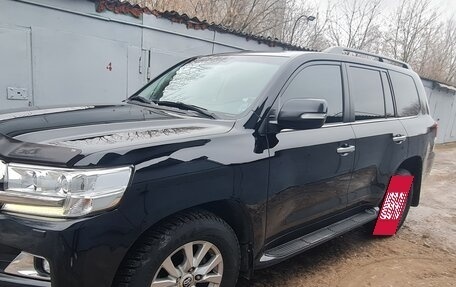 Toyota Land Cruiser 200, 2018 год, 7 350 000 рублей, 7 фотография