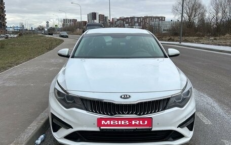 KIA Optima IV, 2018 год, 2 010 000 рублей, 3 фотография