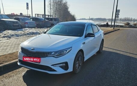 KIA Optima IV, 2019 год, 1 900 000 рублей, 2 фотография