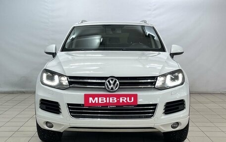 Volkswagen Touareg III, 2012 год, 2 199 900 рублей, 3 фотография