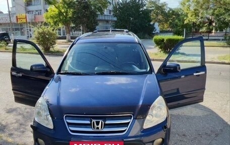 Honda CR-V II рестайлинг, 2005 год, 1 050 000 рублей, 3 фотография