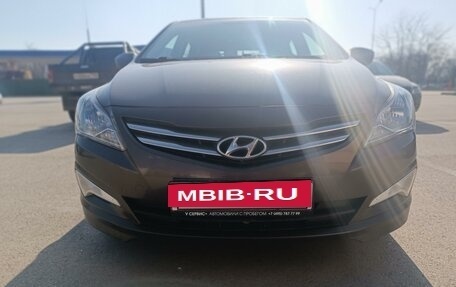 Hyundai Solaris II рестайлинг, 2015 год, 1 175 000 рублей, 5 фотография