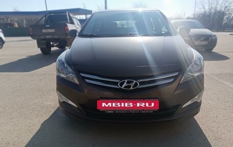 Hyundai Solaris II рестайлинг, 2015 год, 1 175 000 рублей, 6 фотография