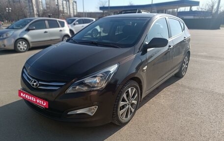 Hyundai Solaris II рестайлинг, 2015 год, 1 175 000 рублей, 3 фотография