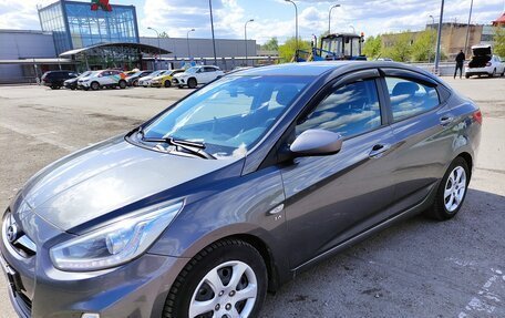 Hyundai Solaris II рестайлинг, 2013 год, 789 000 рублей, 3 фотография