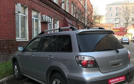 Mitsubishi Outlander III рестайлинг 3, 2004 год, 650 000 рублей, 3 фотография