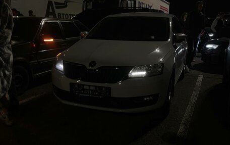 Skoda Rapid I, 2018 год, 1 499 999 рублей, 2 фотография