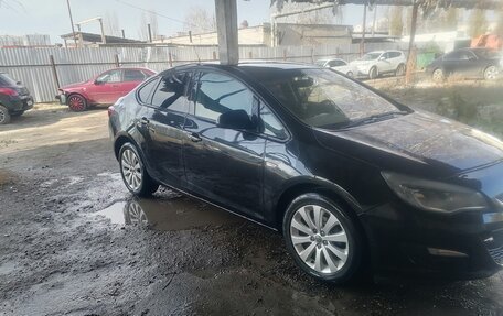 Opel Astra J, 2014 год, 970 000 рублей, 1 фотография