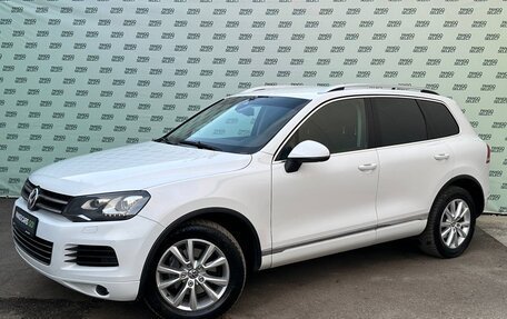 Volkswagen Touareg III, 2013 год, 2 395 000 рублей, 3 фотография