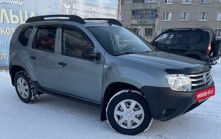 Renault Duster I рестайлинг, 2012 год, 700 000 рублей, 3 фотография