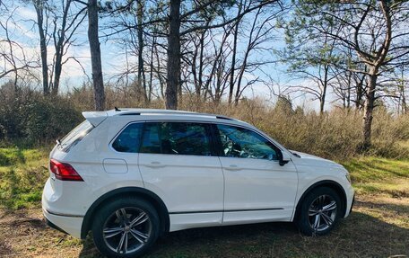 Volkswagen Tiguan II, 2019 год, 3 400 000 рублей, 5 фотография