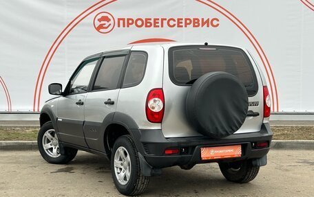 Chevrolet Niva I рестайлинг, 2011 год, 590 000 рублей, 7 фотография