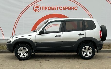 Chevrolet Niva I рестайлинг, 2011 год, 590 000 рублей, 8 фотография