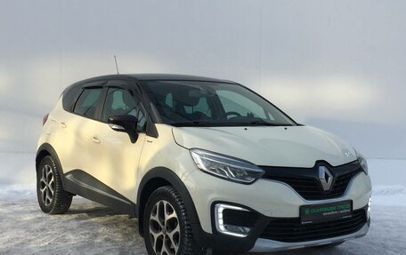 Renault Kaptur I рестайлинг, 2017 год, 1 445 000 рублей, 3 фотография