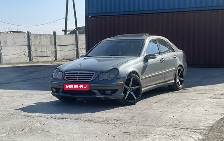 Mercedes-Benz C-Класс, 2004 год, 790 000 рублей, 6 фотография