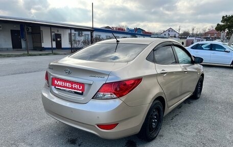 Hyundai Solaris II рестайлинг, 2013 год, 1 100 000 рублей, 5 фотография