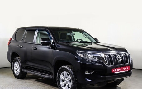 Toyota Land Cruiser Prado 150 рестайлинг 2, 2022 год, 7 800 000 рублей, 3 фотография