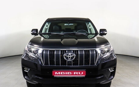 Toyota Land Cruiser Prado 150 рестайлинг 2, 2022 год, 7 800 000 рублей, 2 фотография