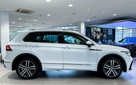 Volkswagen Tiguan II, 2021 год, 3 600 777 рублей, 6 фотография