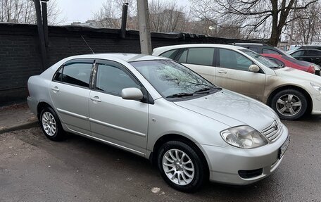 Toyota Corolla, 2004 год, 425 000 рублей, 4 фотография