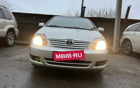 Toyota Corolla, 2004 год, 425 000 рублей, 2 фотография