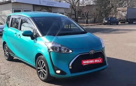 Toyota Sienta II, 2019 год, 1 570 000 рублей, 2 фотография