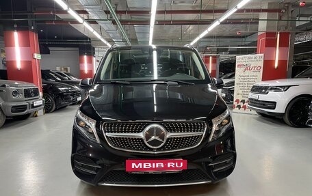 Mercedes-Benz V-Класс, 2019 год, 7 800 000 рублей, 5 фотография