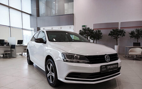 Volkswagen Jetta VI, 2016 год, 1 444 000 рублей, 3 фотография