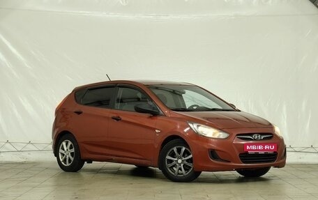 Hyundai Solaris II рестайлинг, 2012 год, 595 900 рублей, 3 фотография