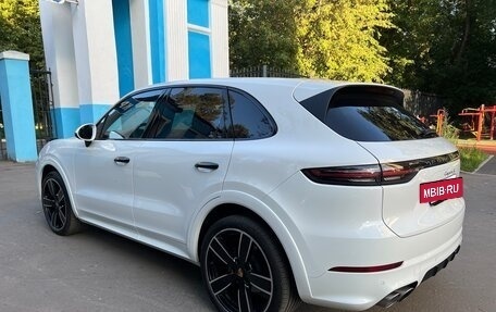 Porsche Cayenne III, 2018 год, 9 690 000 рублей, 4 фотография