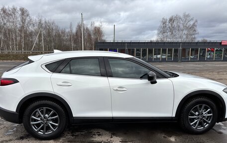 Mazda CX-4, 2023 год, 3 100 000 рублей, 6 фотография