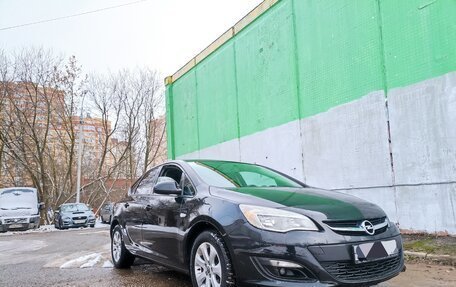 Opel Astra J, 2015 год, 1 150 000 рублей, 3 фотография