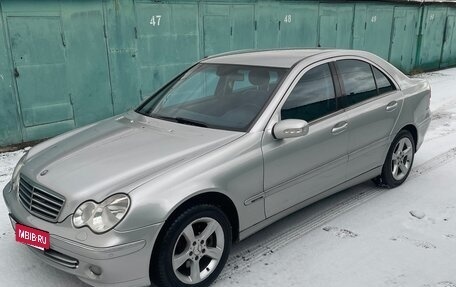 Mercedes-Benz C-Класс, 2004 год, 735 000 рублей, 11 фотография