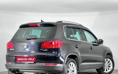 Volkswagen Tiguan I, 2011 год, 1 700 000 рублей, 2 фотография