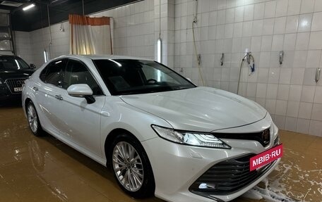 Toyota Camry, 2020 год, 3 200 000 рублей, 3 фотография