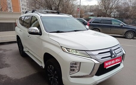 Mitsubishi Montero Sport, 2023 год, 4 950 000 рублей, 4 фотография