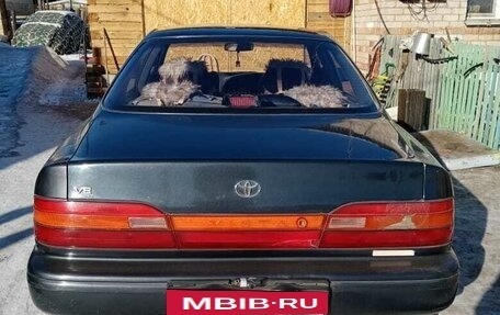 Toyota Vista, 1991 год, 280 000 рублей, 2 фотография