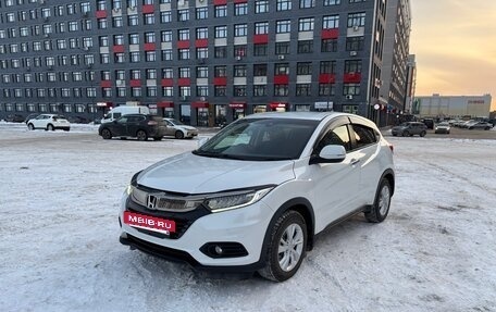 Honda Vezel, 2019 год, 2 500 000 рублей, 2 фотография