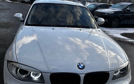 BMW 1 серия, 2011 год, 1 760 000 рублей, 2 фотография