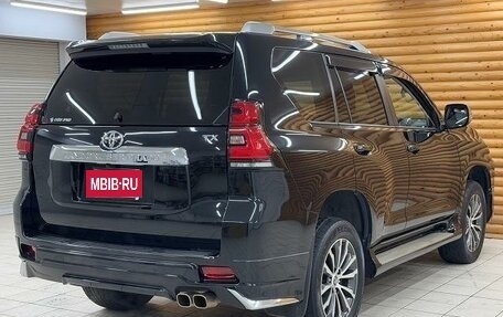 Toyota Land Cruiser Prado 150 рестайлинг 2, 2020 год, 3 850 000 рублей, 5 фотография