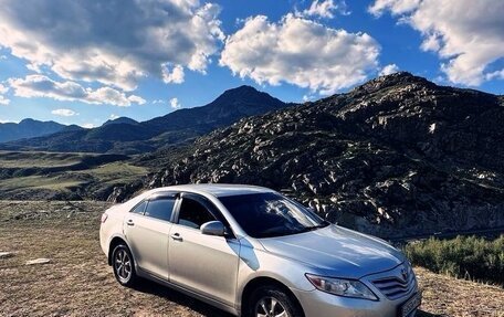 Toyota Camry, 2010 год, 1 100 000 рублей, 2 фотография