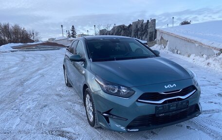 KIA cee'd III, 2022 год, 2 600 000 рублей, 2 фотография